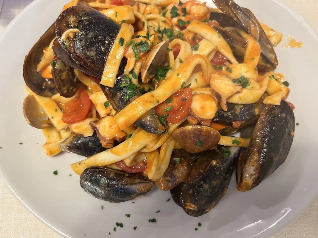 Pizzeria Ristorante Primavera_Cassola_slider_image_2