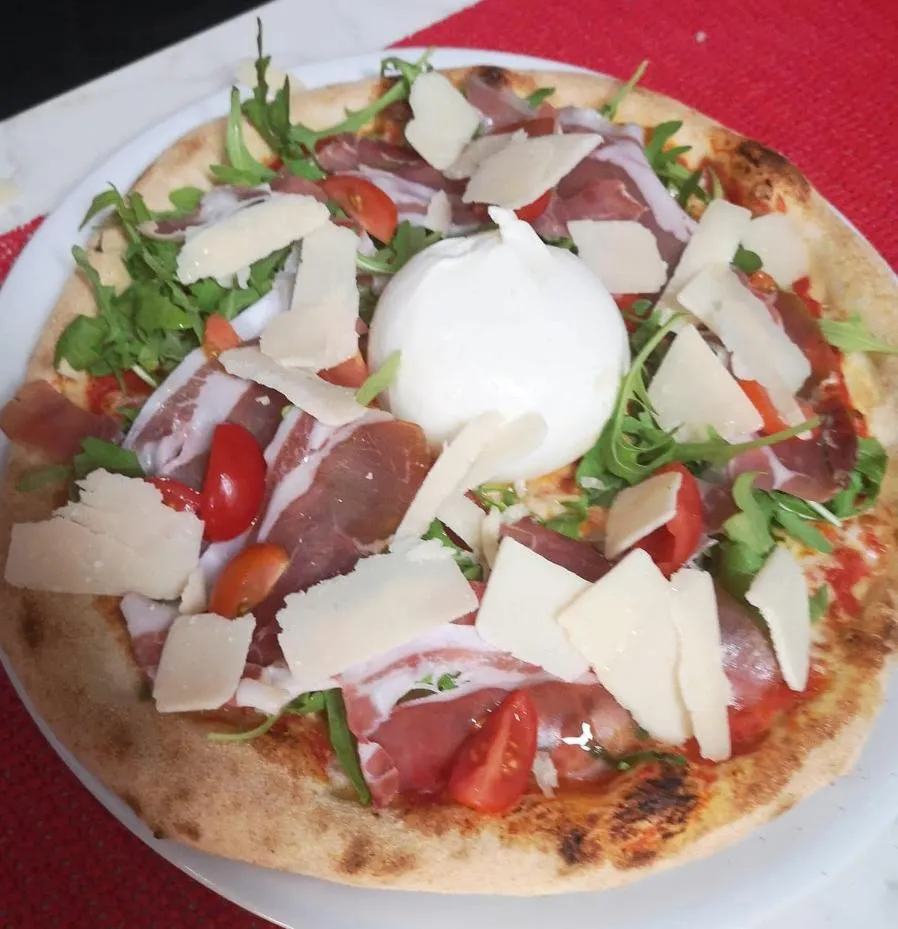 Ruben Specchiulli_Pizza loca_Castagnole_review