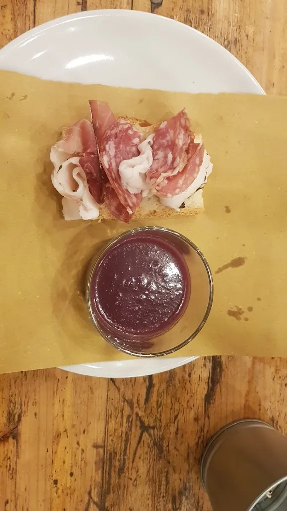 Menu_Three Wolf_Caselle_image_8