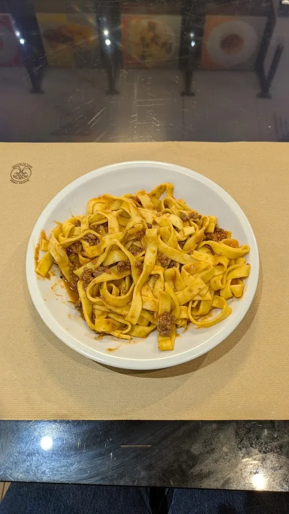 Daria Iakusheva_WorkEat_Caselle_review