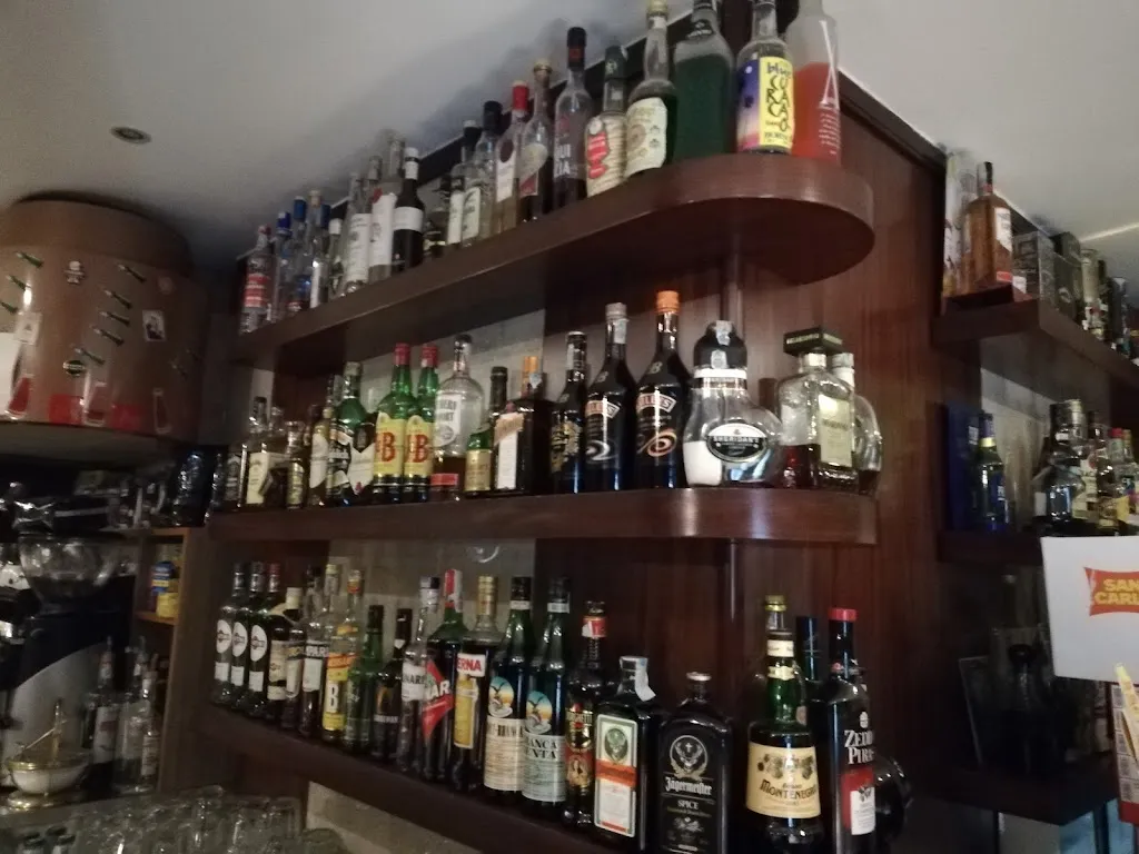 New Day American Bar restaurant in Palagiano