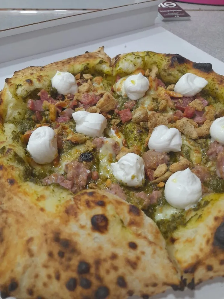 Fragale pizzeria panuozzeria d asporto_Caselle_slider_image_2