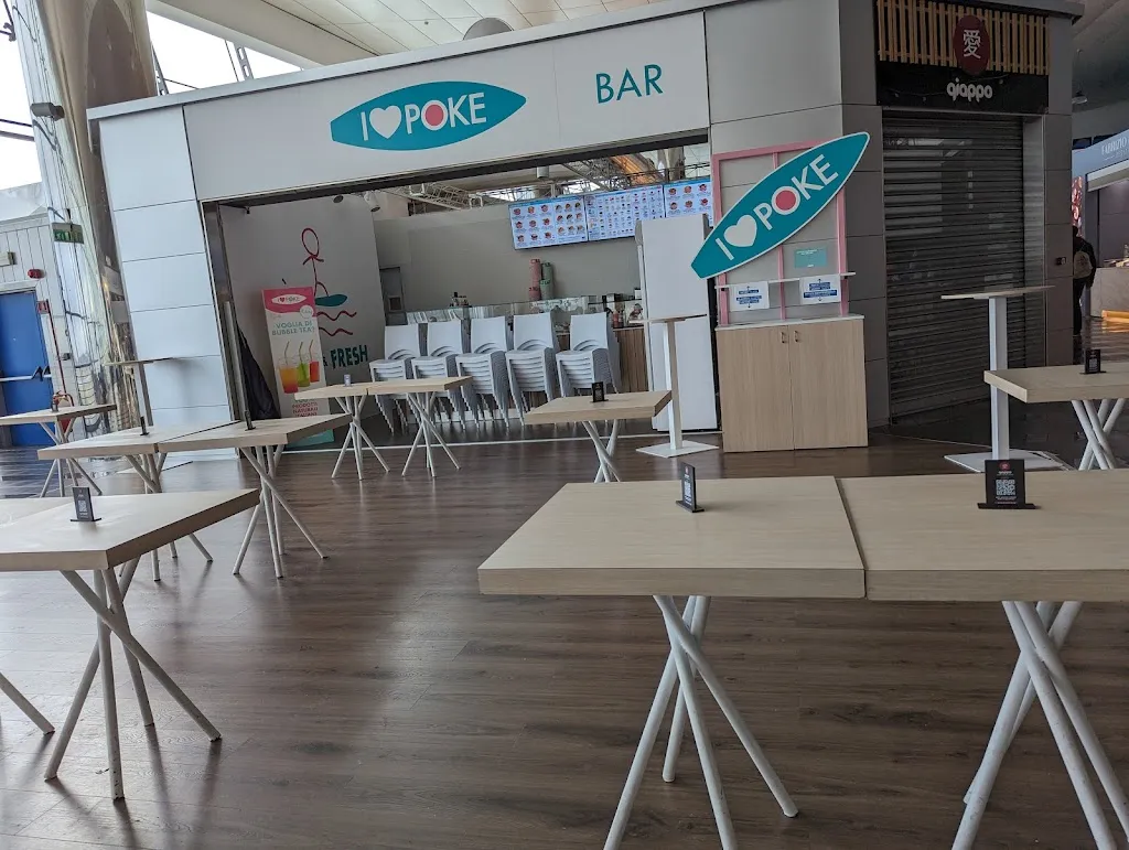 Ahi Poké restaurant in Caselle