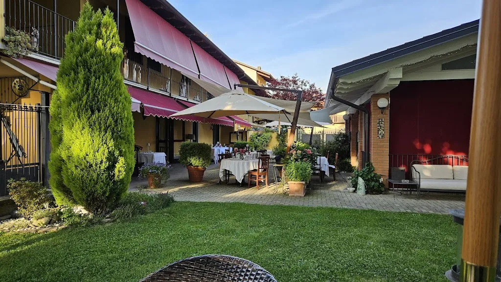 Hotel Ristorante Ruatta_Caselle_slider_image_1