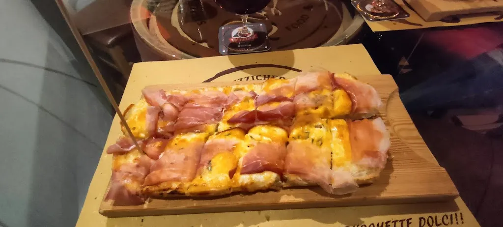 Maurizio Leonardi_Stuzzicheria Rigallo_Castelgomberto_review