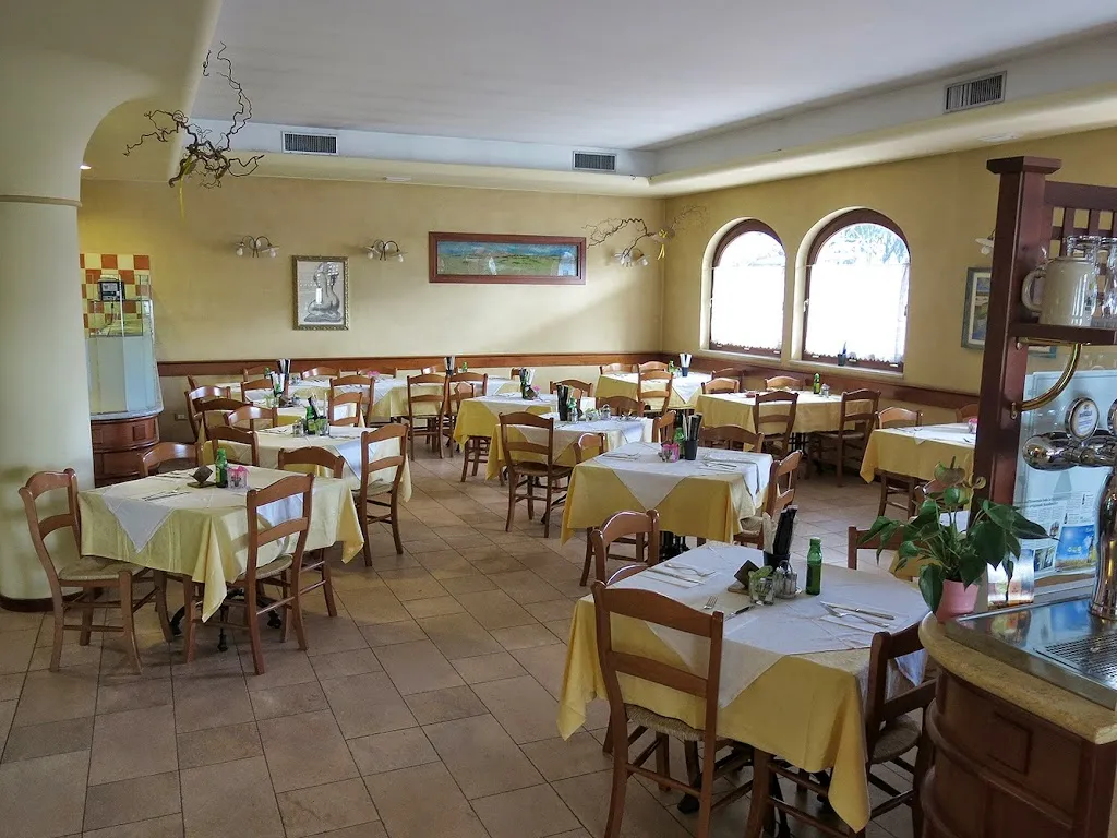 Pizzeria Ristorante Scacco Matto_Castelgomberto_slider_image_1