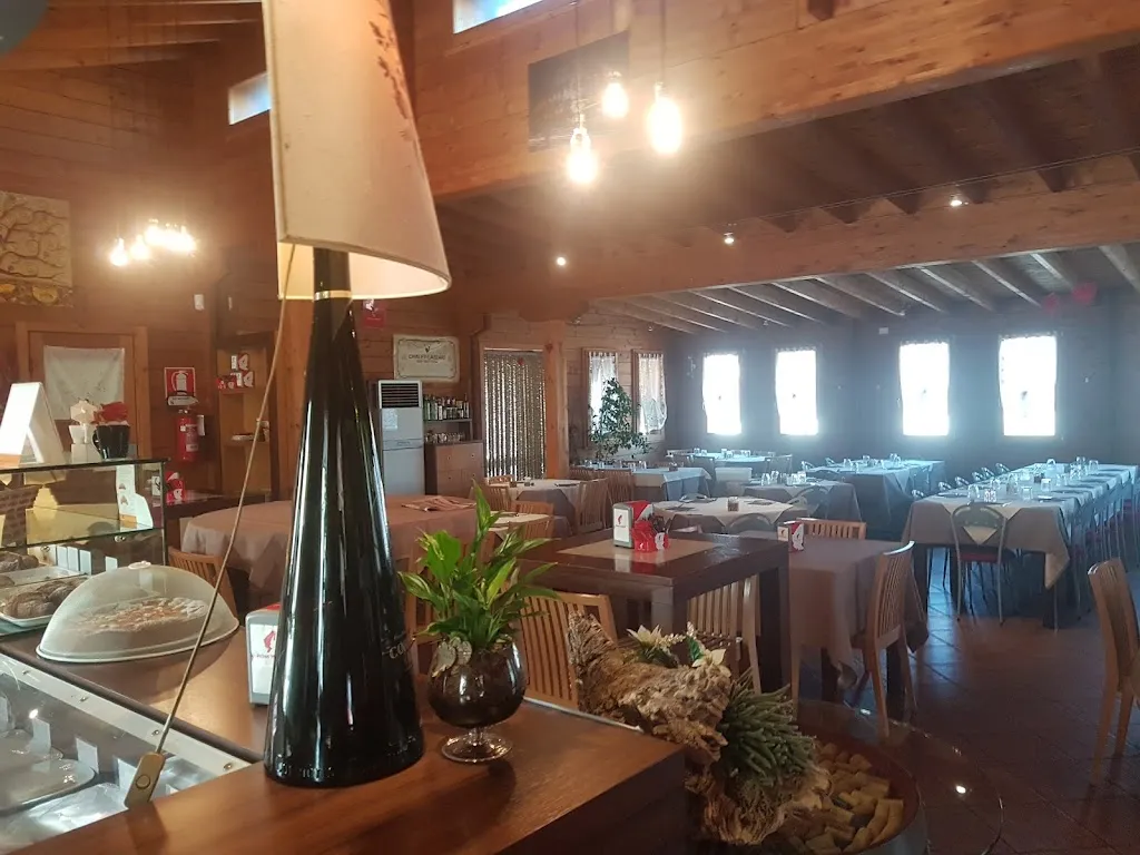 Bar Trattoria Chalet Lazzari Di Lazzari Maria Luisa restaurant in Castelgomberto