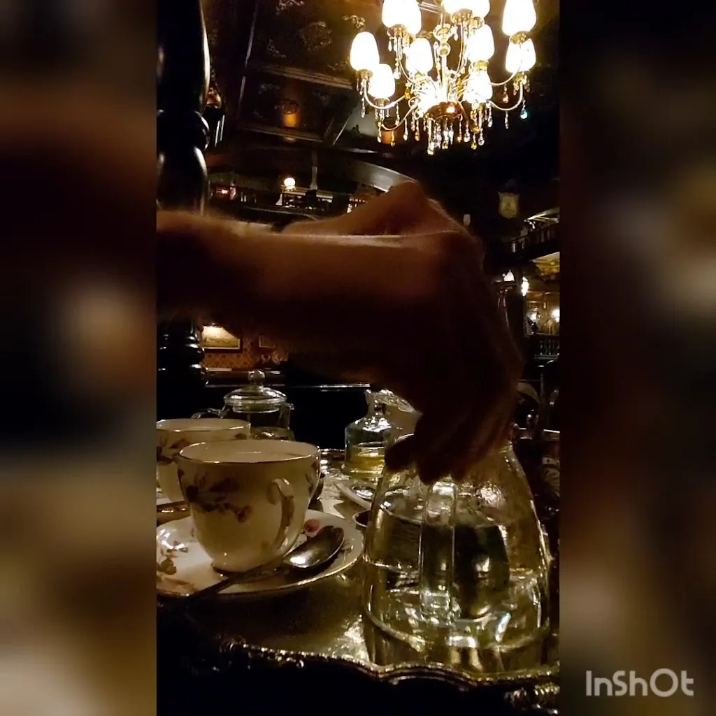 Wild Turkey Pub_Castelgomberto_slider_image_2