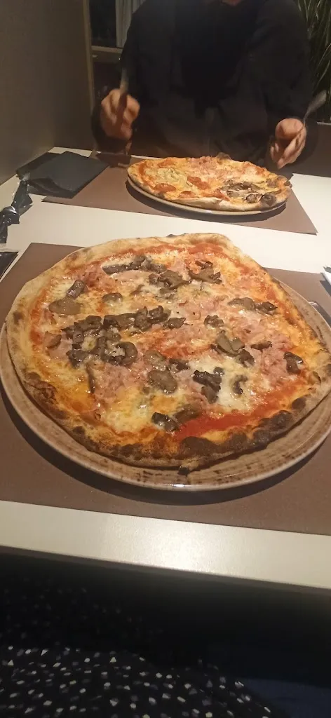 Tatiana Dani_Pizzeria Al Ponte_Castelgomberto_review