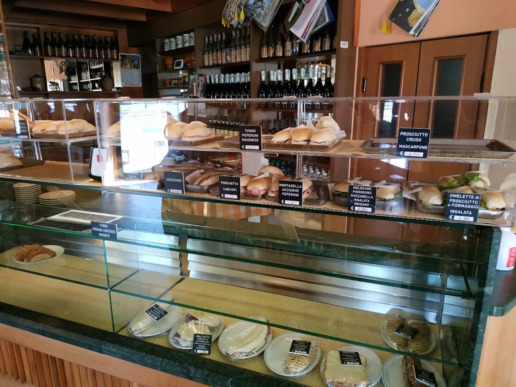 India cafe restaurant in Castelgomberto