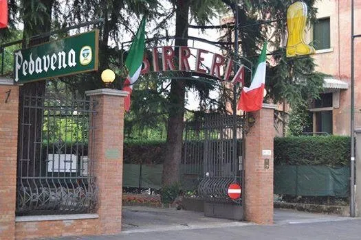 Pizzeria birreria Pedavena_Castello di Godego_slider_image_1