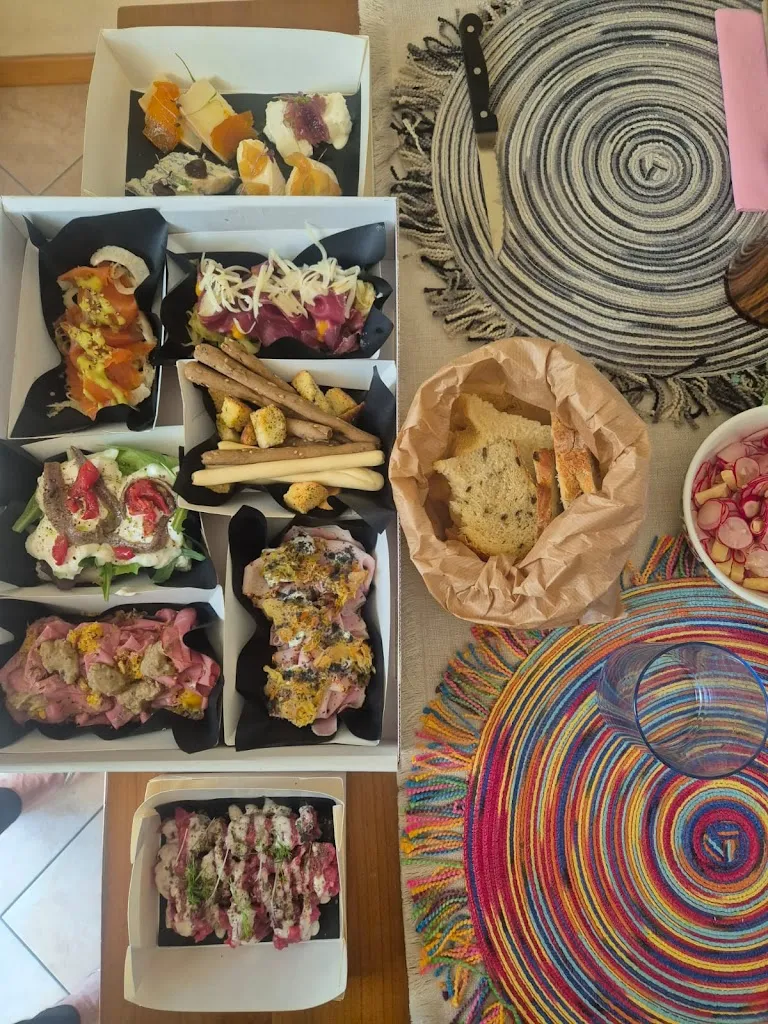 Elena Razza_Salumo_Cavalcaselle_review