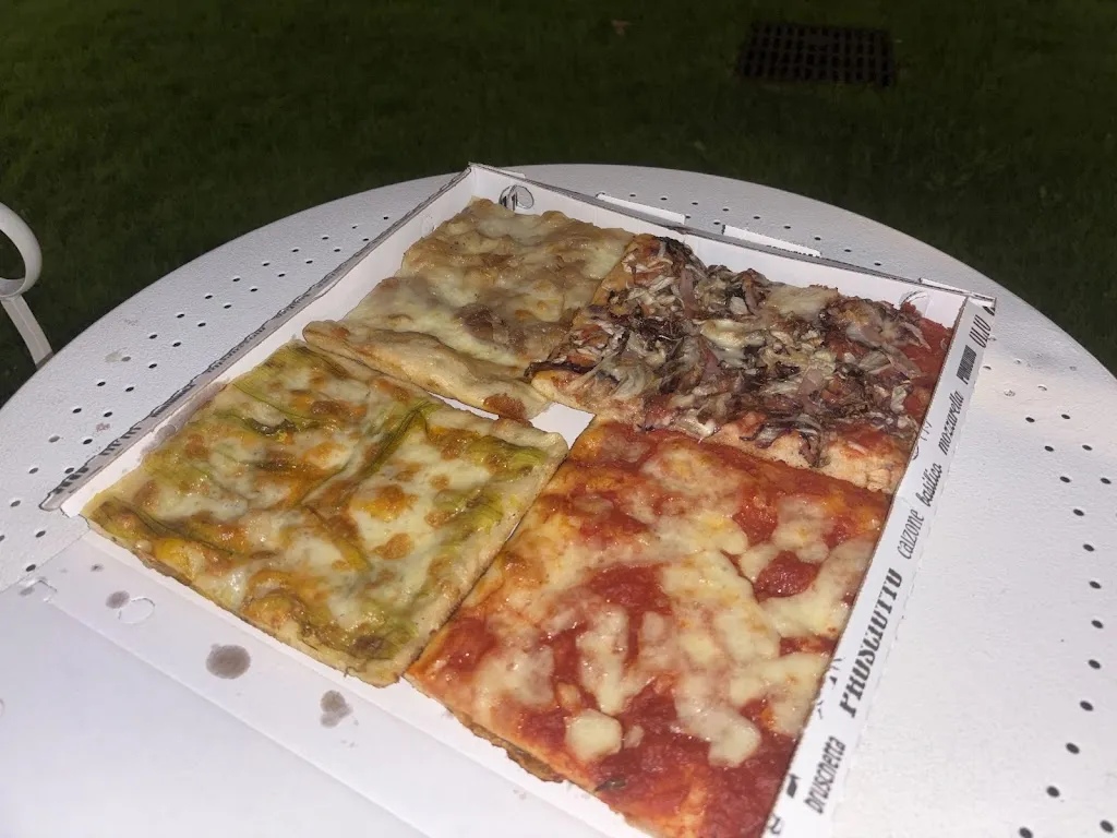 Alexandru Dobos_Staderò - pizza al trancio napoletana_Cavalcaselle_review