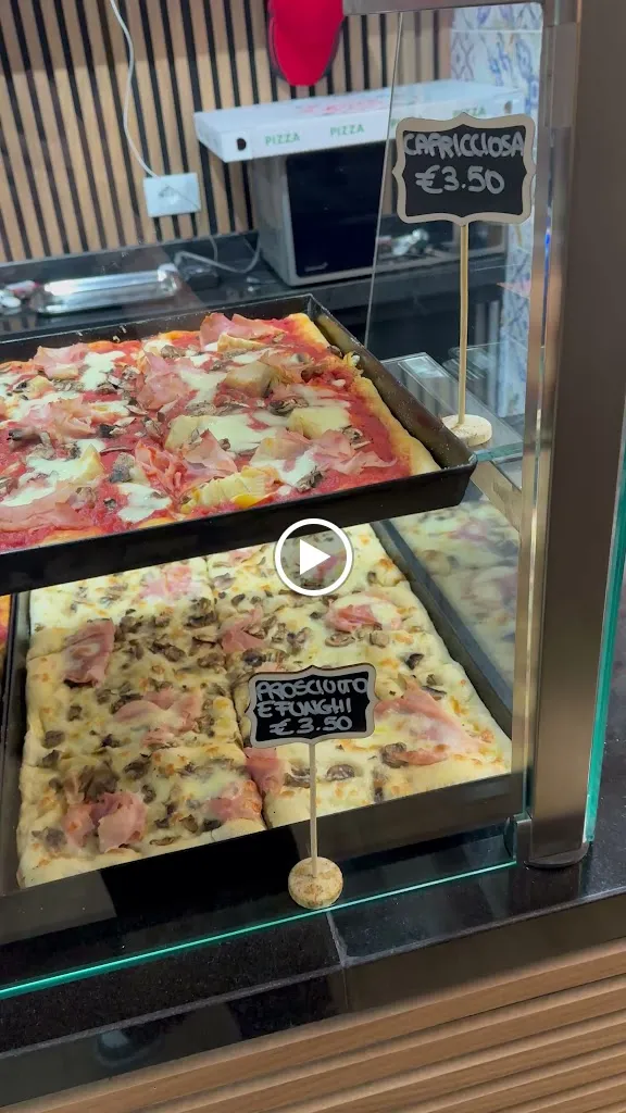 Staderò - pizza al trancio napoletana_Cavalcaselle_slider_image_2