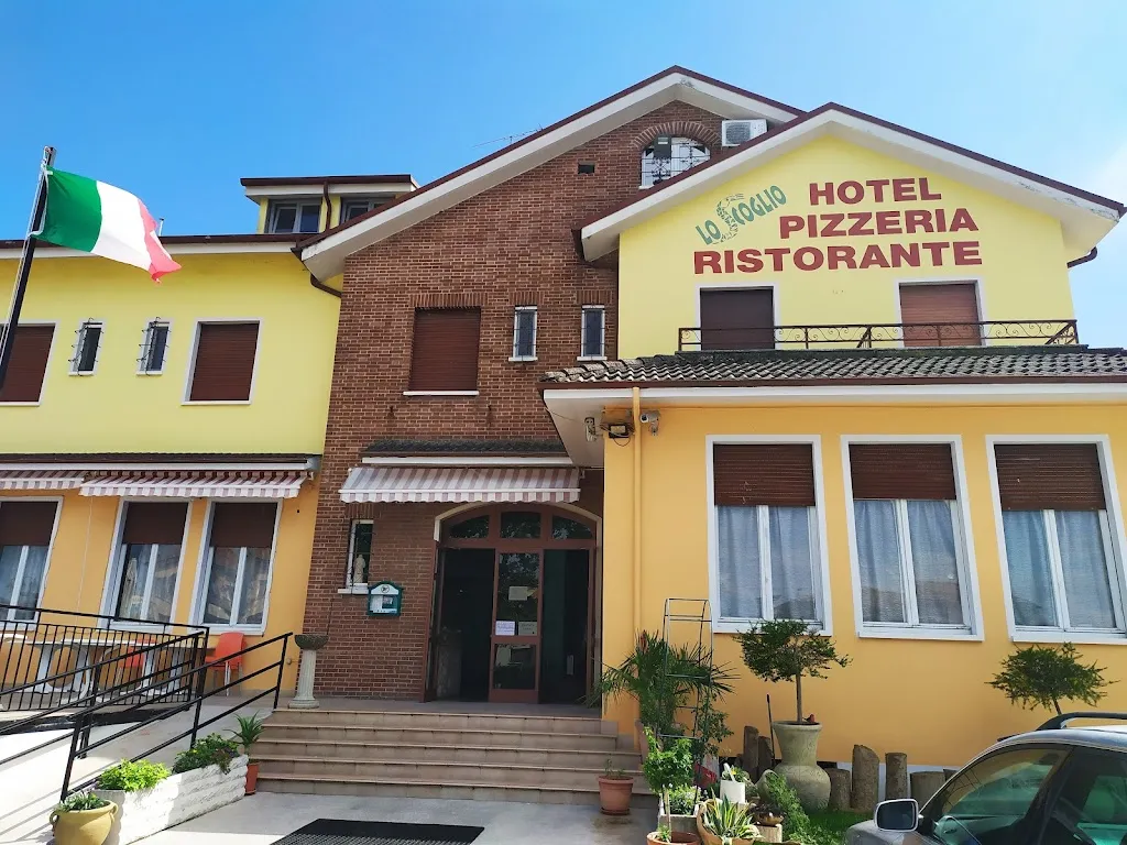 Lo Scoglio_Cavalcaselle_slider_image_1