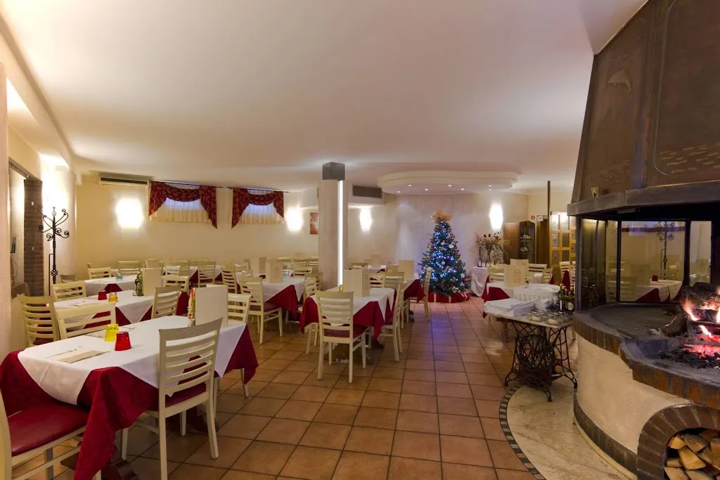 Tavernetta Ristorante Pizzeria & Albergo restaurant in Cavalcaselle