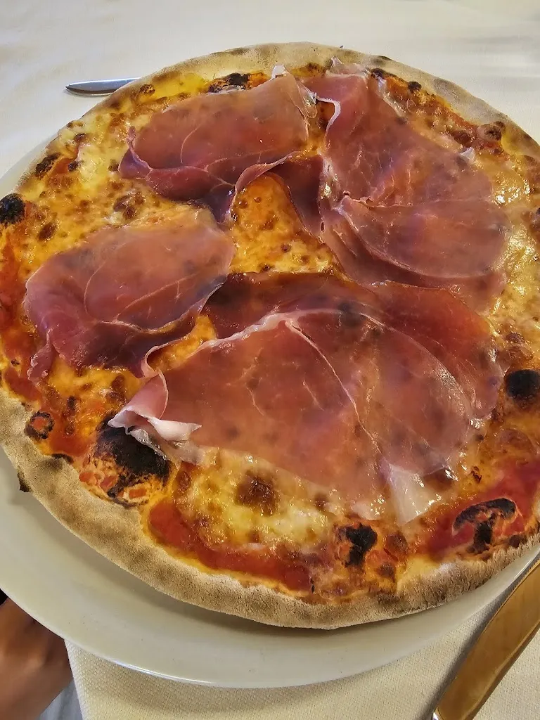 Tavernetta Ristorante Pizzeria & Albergo_Cavalcaselle_slider_image_3