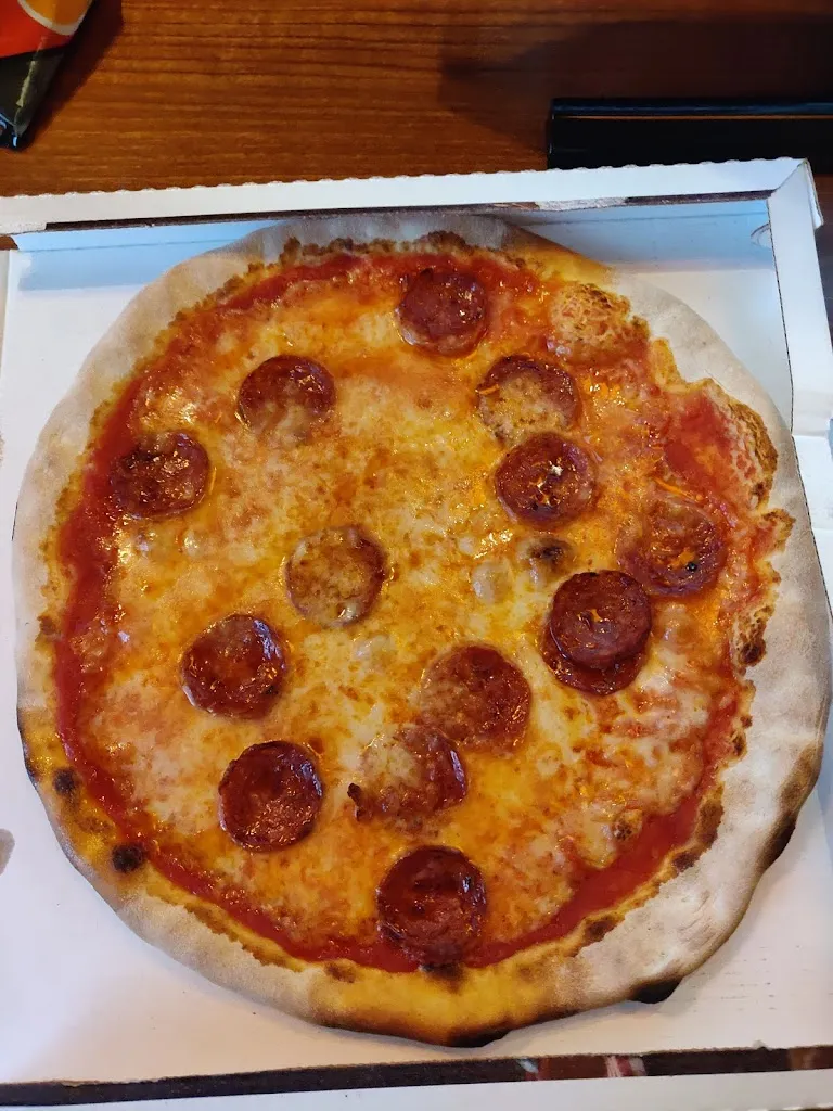 Aki Karjalainen_Pizzeria Ristorante Il Grillo_Cavalcaselle_review