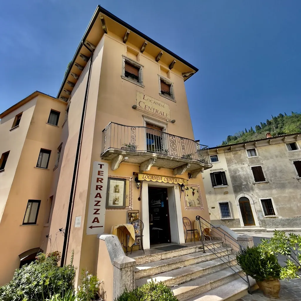 Robert Alexander_Ristorante Locanda Centrale_Cavajon Veronese_review