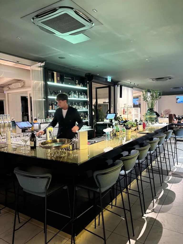 Cheri restaurant in Alba Adriatica