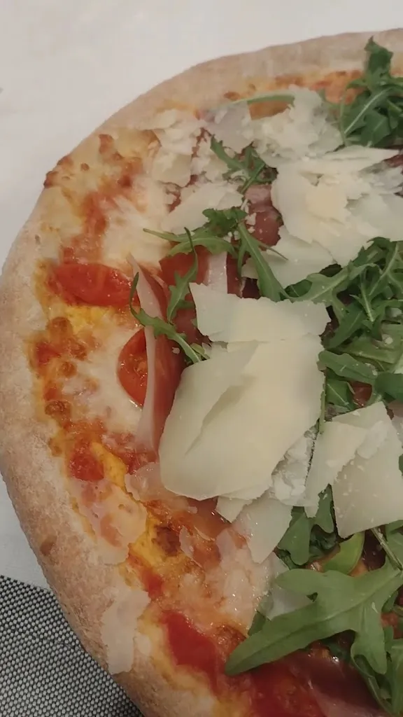 Gunè_Castelnuovo del Garda_slider_image_2