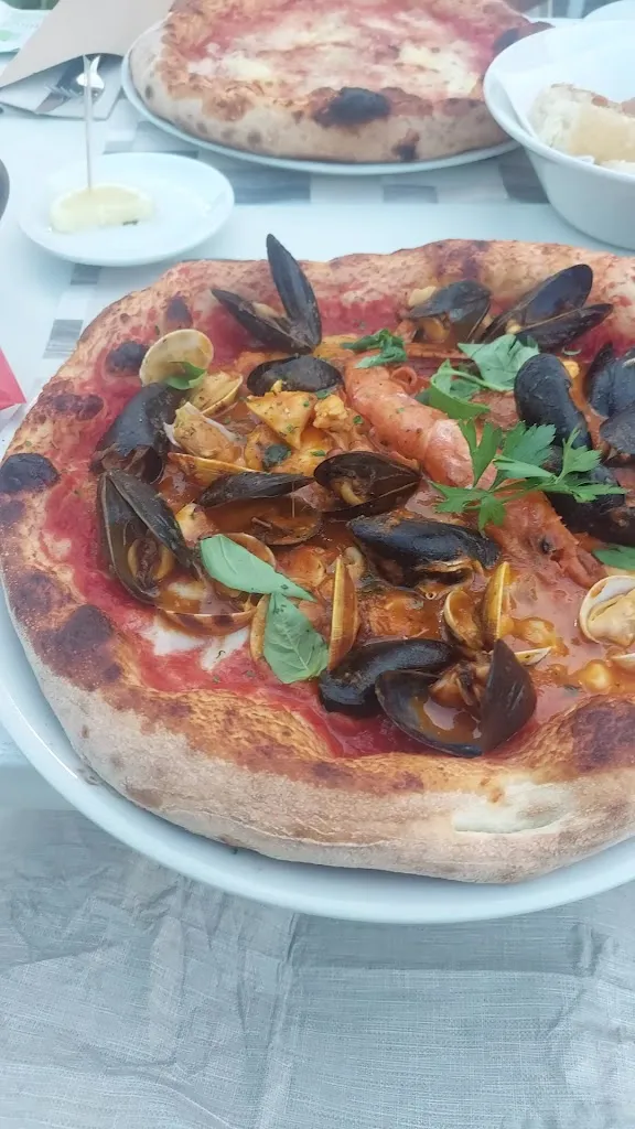 Pizzeria Pit stop 2.0 Castelnuovo D/G_Castelnuovo del Garda_slider_image_2