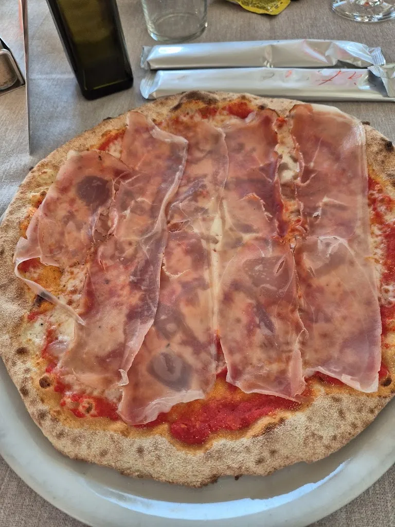 Sharon Kopelman_Sorriso Pizzeria Ristorante_Castelnuovo del Garda_review
