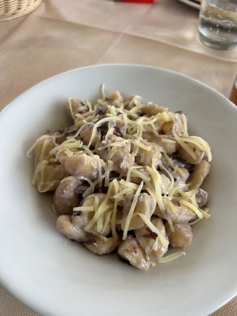 Riccardo Bertagna_Pizzeria Tiziano_Castelnuovo del Garda_review