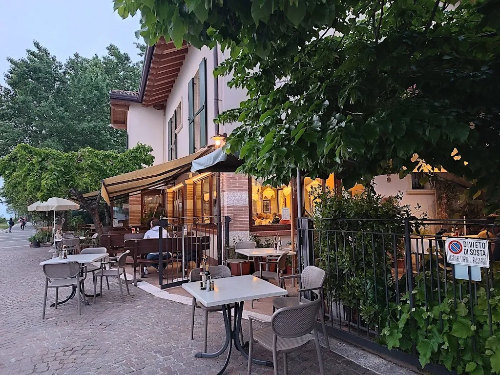 Ristorante e camere Porticciolo del Campanello_Castelnuovo del Garda_slider_image_1