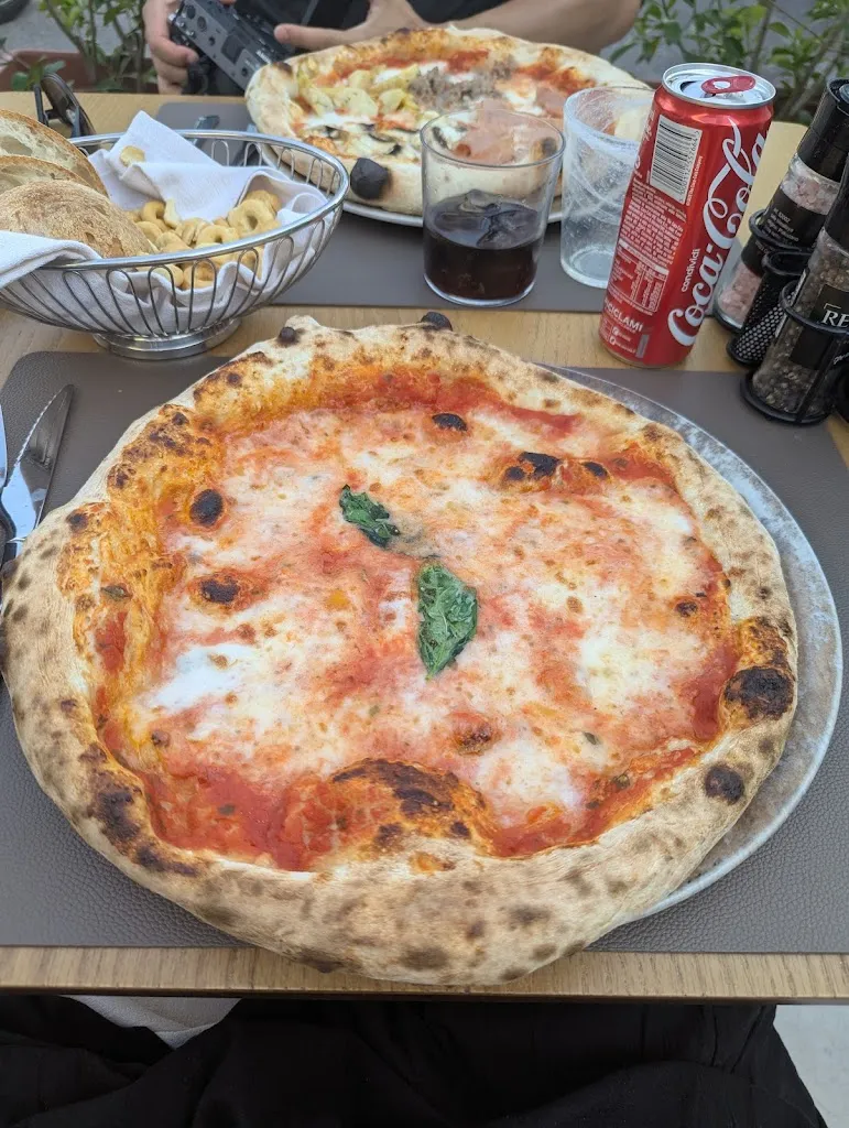Jas Y_Ristorante Pizzeria sosta e gusta_Castelnuovo del Garda_review