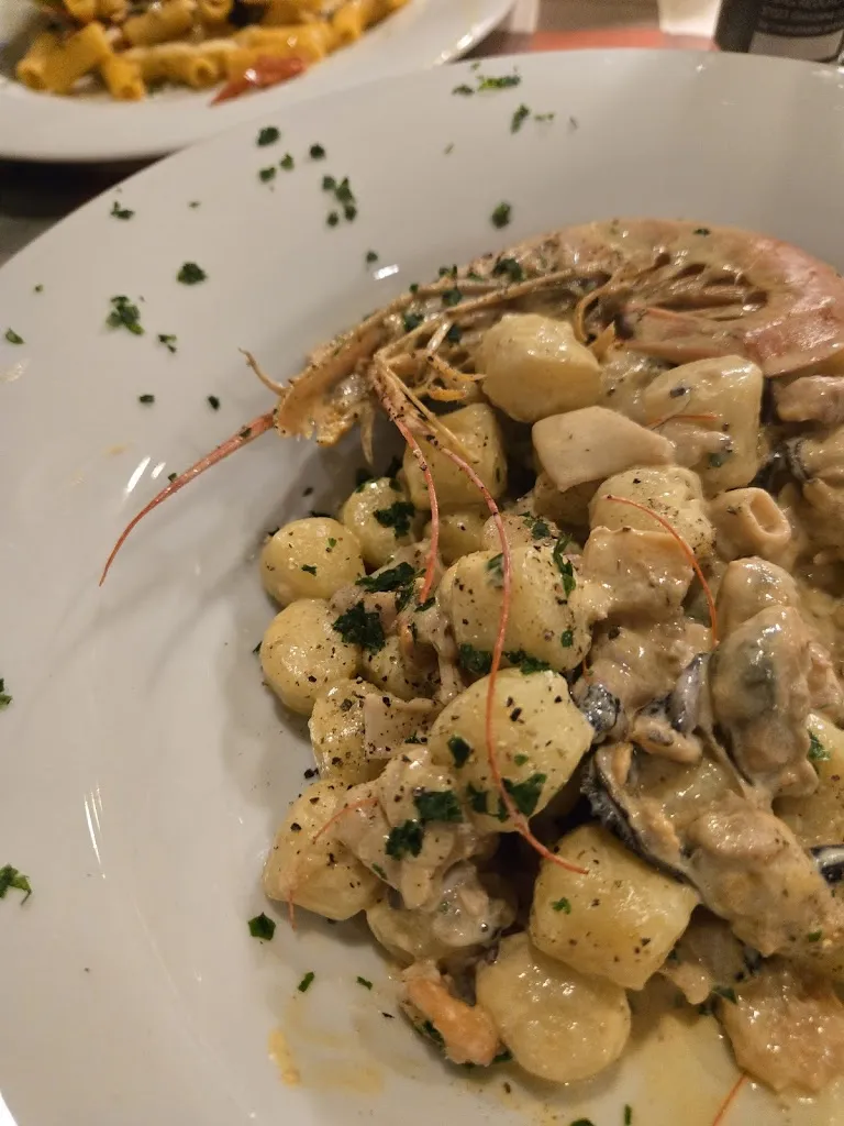 Ramon Cassar_Pizzeria Trattoria Da Guli_Castelnuovo del Garda_review