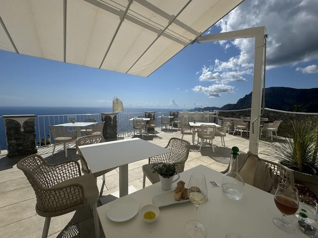 Rifugio Dei Mele restaurant in Cellore