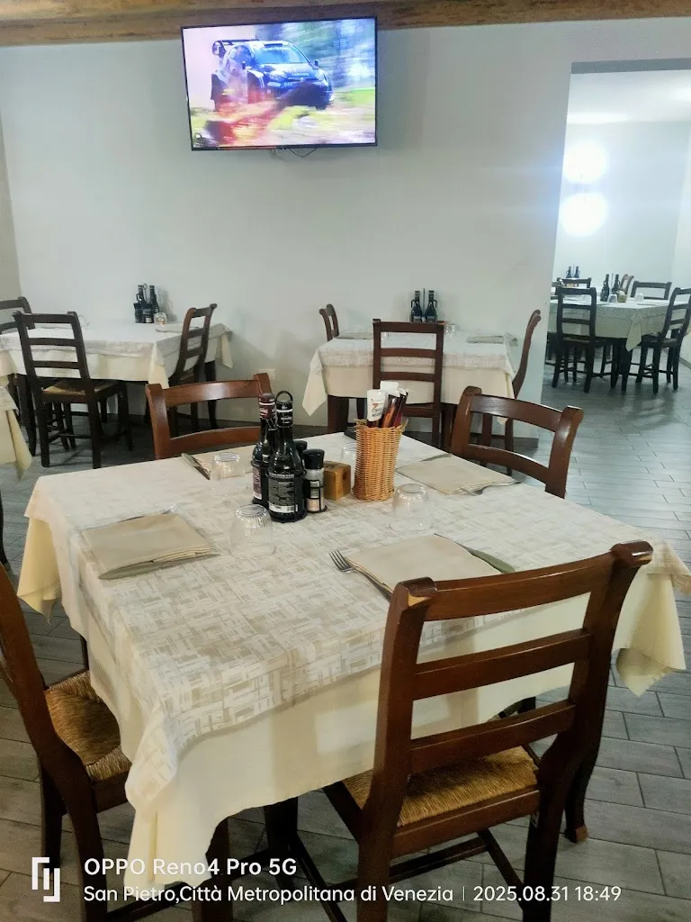 Ovidiu Folea_Bar Pizzeria San Pietro_Cavarzere_review