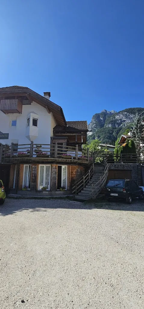 Nina Studley_Hostaria Rondolost_Cencenighe Agordino_review