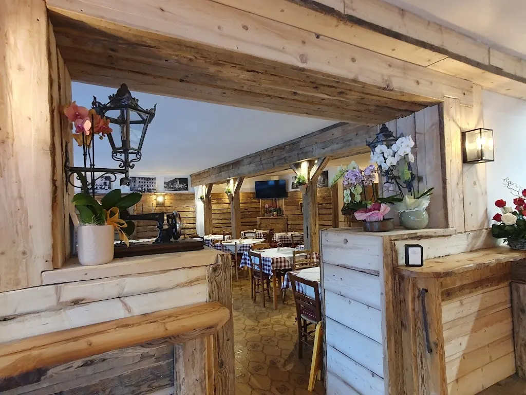 Antica Trattoria Pizzeria PALU’_Cencenighe Agordino_slider_image_1