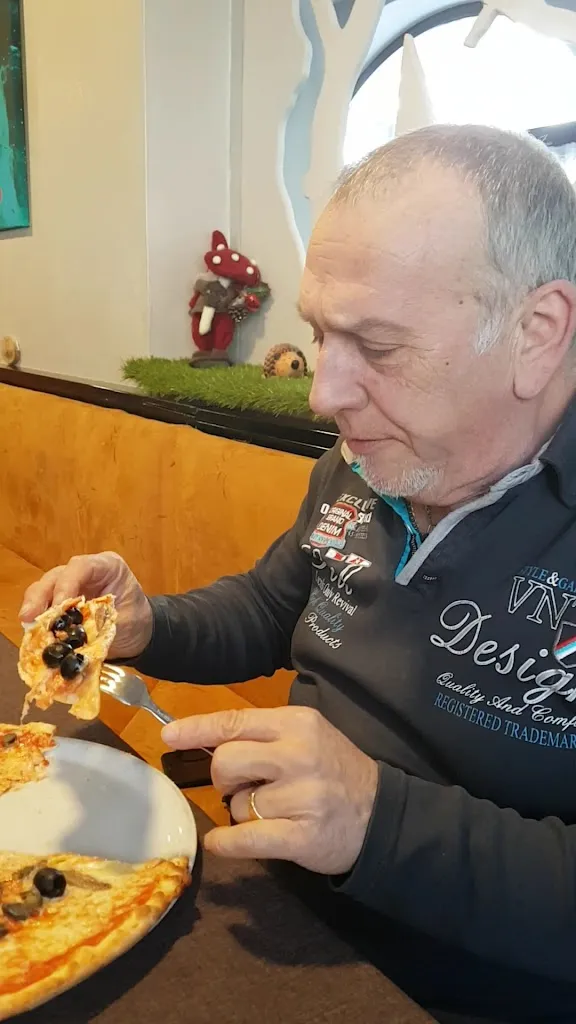 Ristorante Pizzeria Big Gnomo_Cencenighe Agordino_slider_image_2