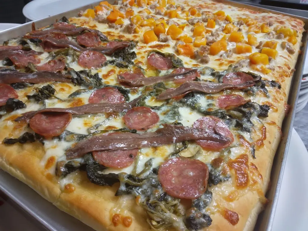 Pizzeria dallo Zio_Ceneselli_slider_image_3