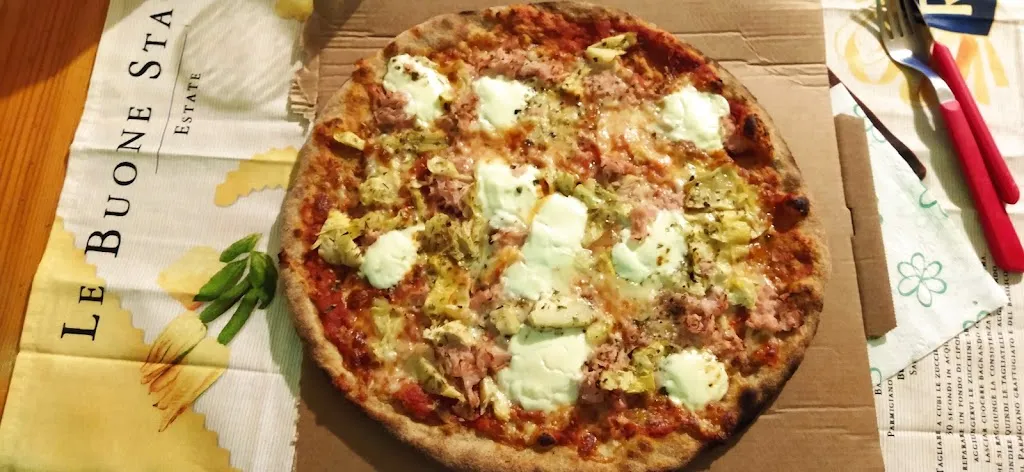 Pizzeria Ok Pizza_Ceneselli_slider_image_3