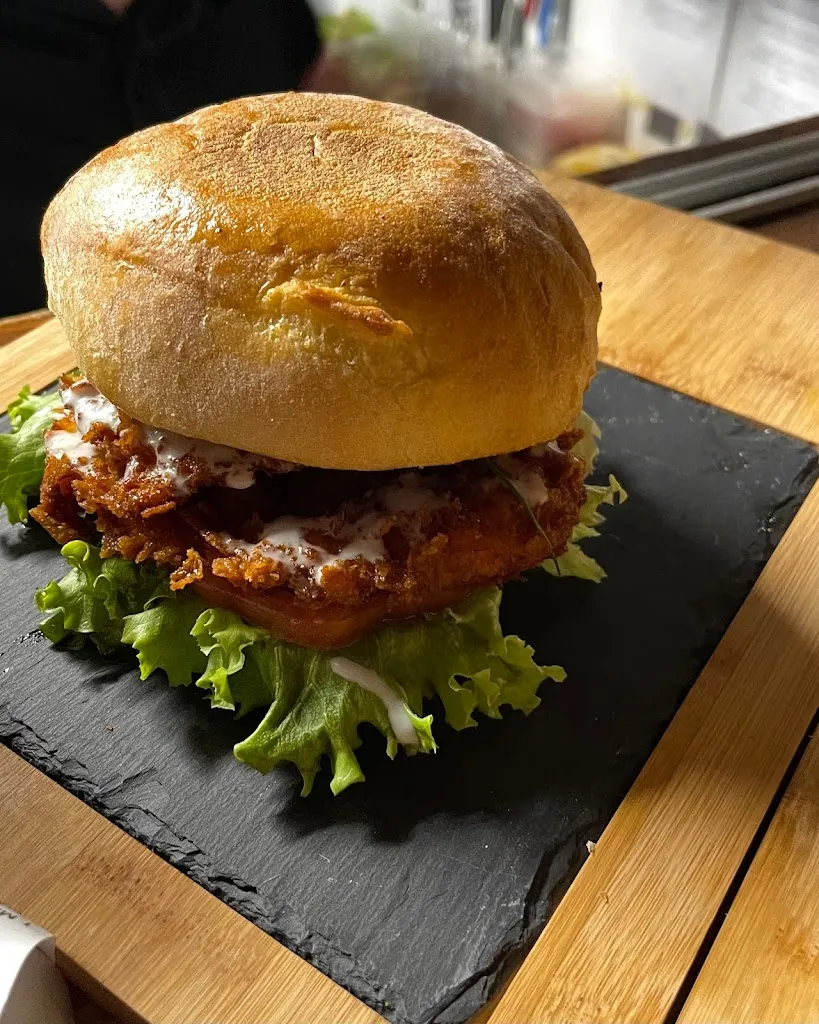 Jezebel’s Antica Birreria Bistrot_Ceggia_slider_image_3