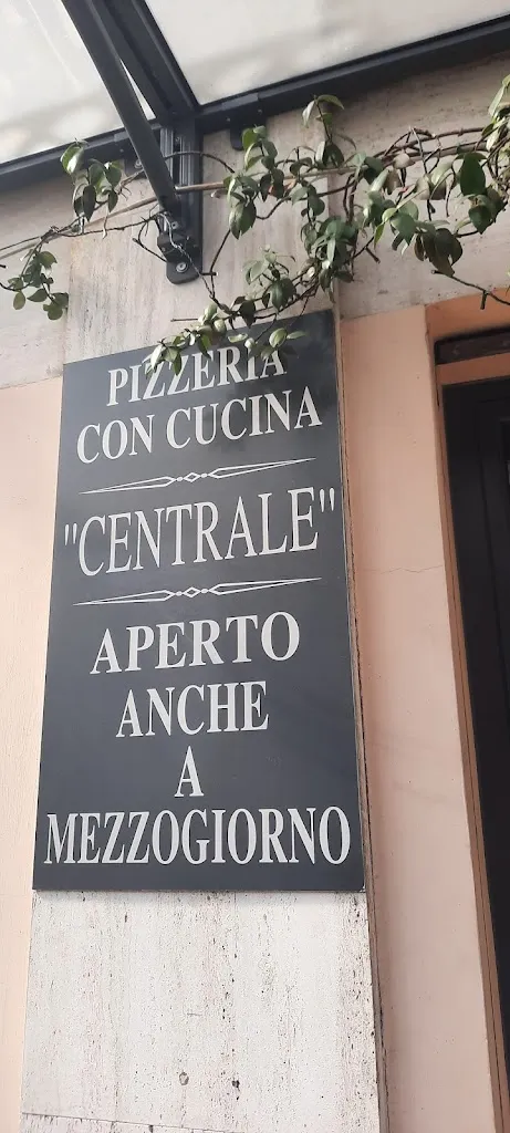 ROBERTO COLLOT_Pizzeria Centrale_Ceggia_review