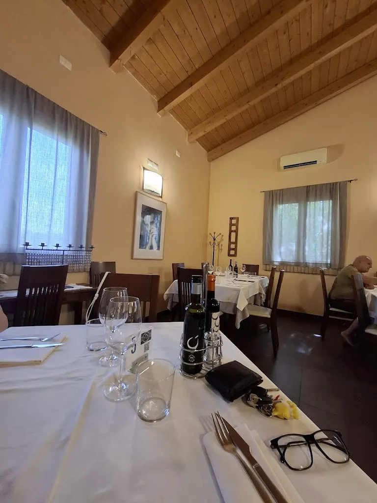 Osteria SanaCore_Ceregnano_slider_image_2