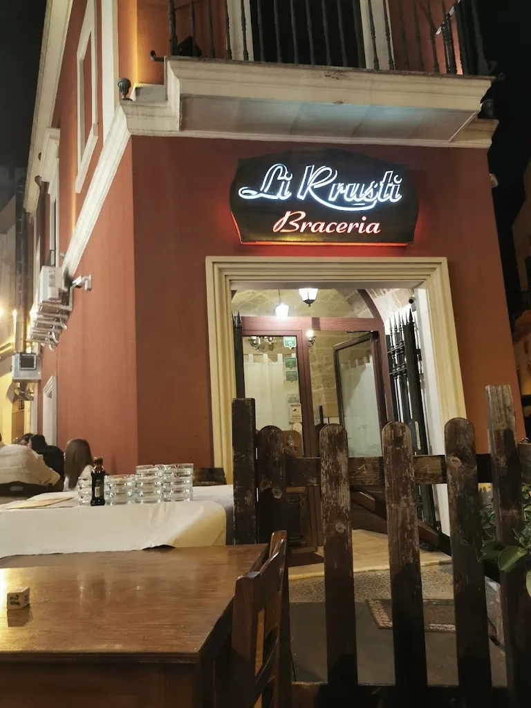 LI Rrusti restaurant in Parabita