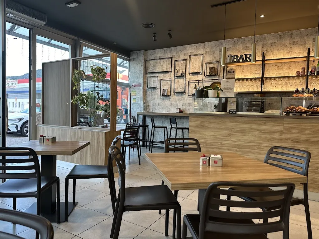 Roxy Caffè & Cucina restaurant in Cereda-Cozza Cornedo