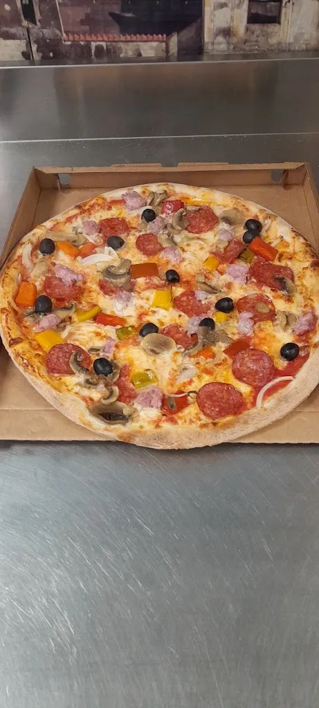 Menu_Pizzeria d'asporto F.&.M. Di Ursu Andrei._Cesiomaggiore_immagine_9