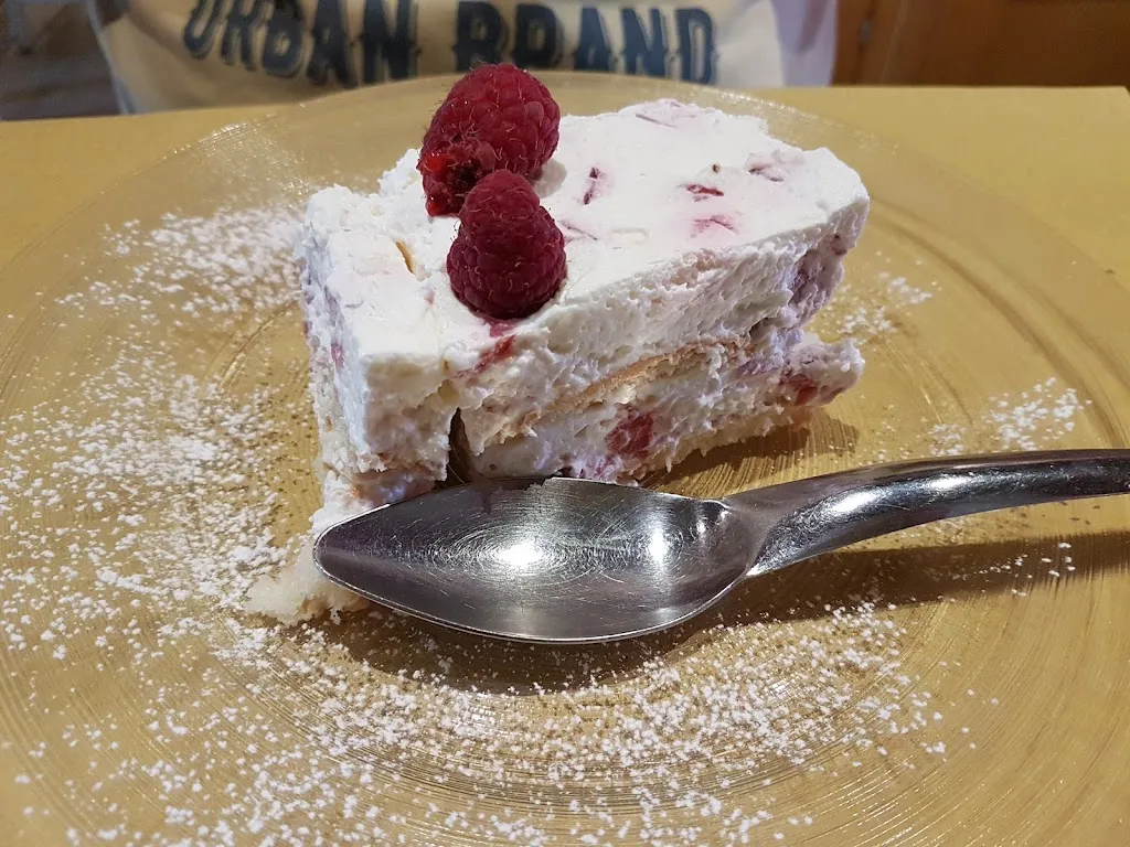 Gabriella Szili_Pizzeria Pez Al Cortile_Cesiomaggiore_review