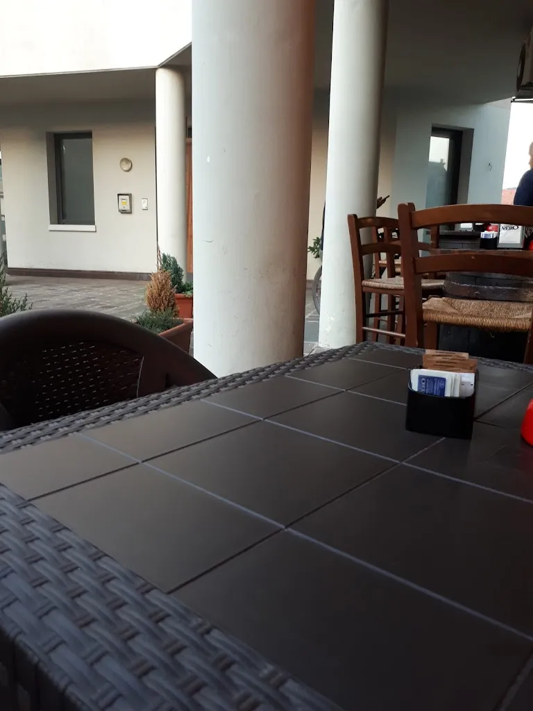 gabriele merati_Bar Colonna dell'arte_Chiuppano_recensione