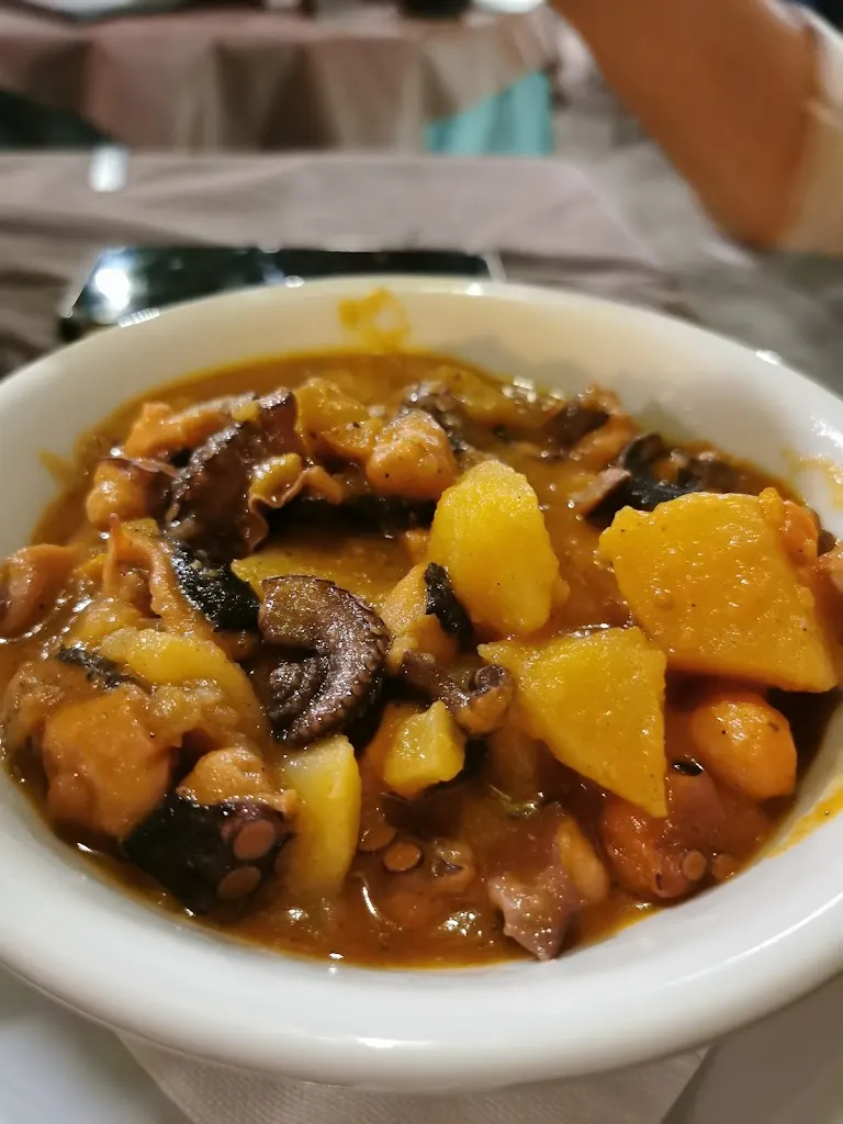 Gabriele Orlandini_Le Veneri_Parabita_review