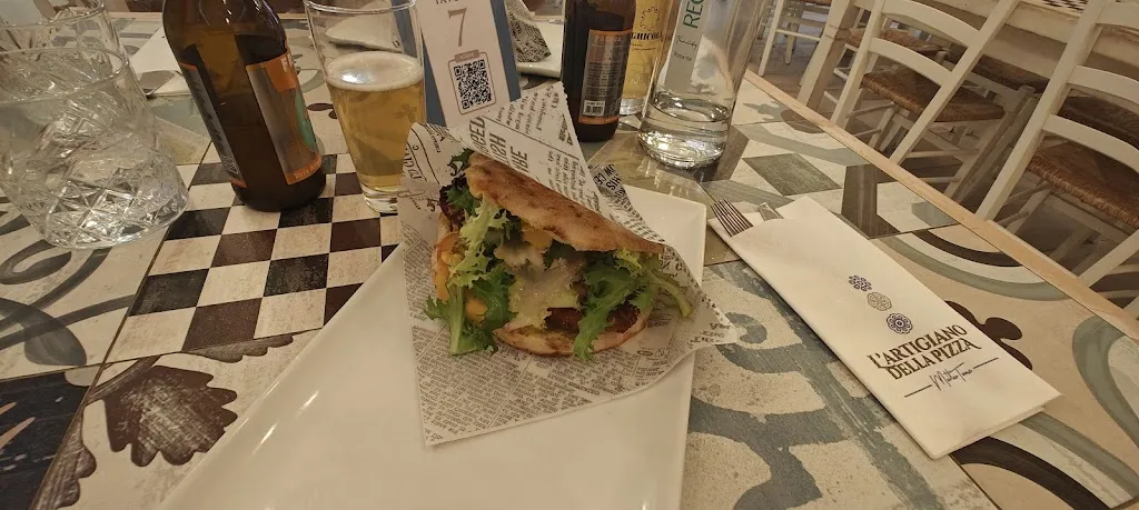 Elinor Janssen_L'artigiano Della Pizza_Parabita_recensione