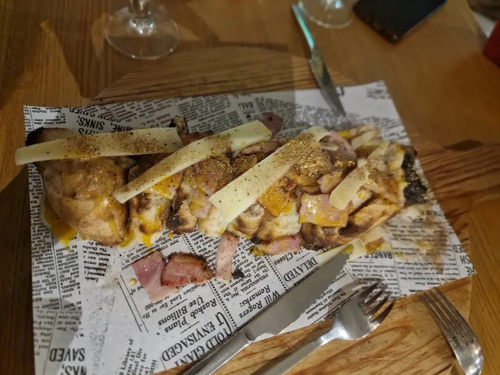 Filipe Frota_Bar Centrale Cinto Caomaggiore_Cinto Caomaggiore_review