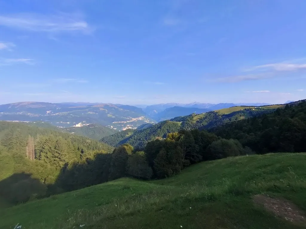 Alessandro Rossi_Albergo Rifugio Forcelletto_Cismon del Grappa_review